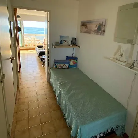 : T2 En Front De Avec Balcon Et Parking, Proche Centre Et Commerces - Fr-1-559-11 شقة بالافاس ليه فلو